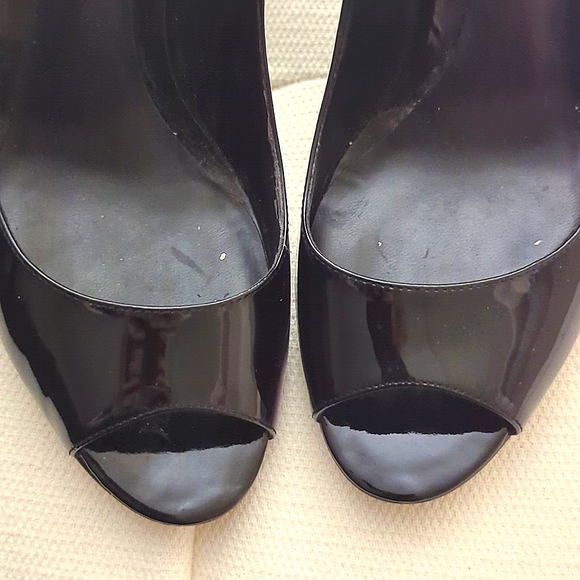 Enzo Angiolini patent peep toe heels - Picture 6 of 7